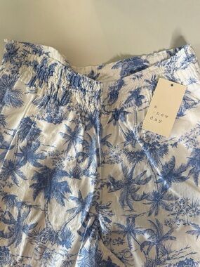 a new day Blue & White Wide Leg Pants - Tropical Print XS LONG #654